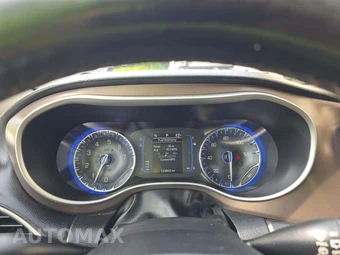 2019 Chrysler Pacifica Touring L 121.6" WB – miniatura 9