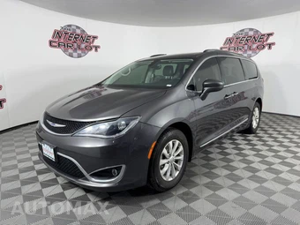 2019 Chrysler Pacifica Touring L 121.6" WB - miniatura 2