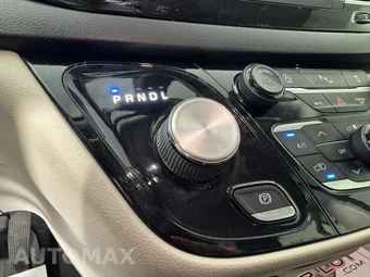 2019 Chrysler Pacifica Touring L 121.6" WB - miniatura 22