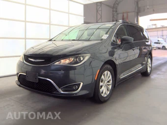 2019 Chrysler Pacifica Touring L 121.6" WB