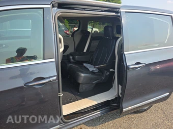 2019 Chrysler Pacifica Touring L 121.6" WB – miniatura 13