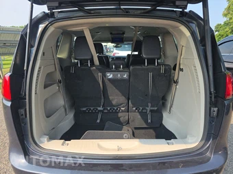 2019 Chrysler Pacifica Touring L 121.6" WB – miniatura 17