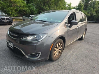 2019 Chrysler Pacifica Touring L 121.6" WB