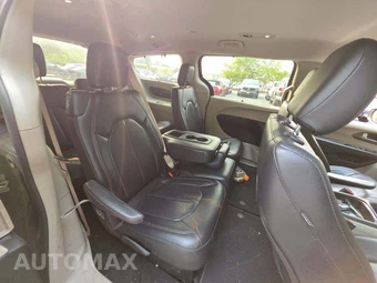 2019 Chrysler Pacifica Touring L 121.6" WB – miniatura 17