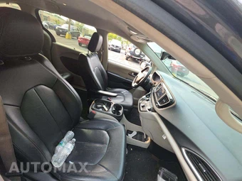 2019 Chrysler Pacifica Touring L 121.6" WB – miniatura 19