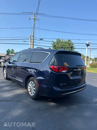 2019 Chrysler Pacifica Touring L 121.6" WB - miniatura 5