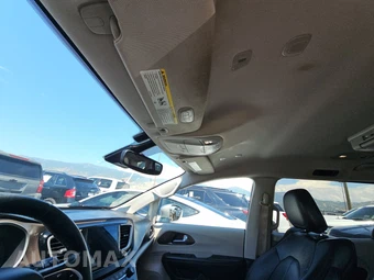 2019 Chrysler Pacifica Touring L 121.6" WB – miniatura 19