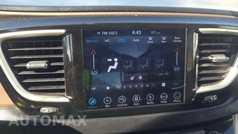 2019 Chrysler Pacifica Touring L 121.6" WB – miniatura 21