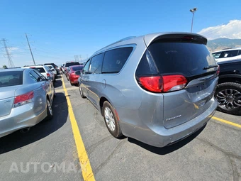 2019 Chrysler Pacifica Touring L 121.6" WB – miniatura 6