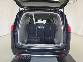 2019 Chrysler Pacifica Touring L 121.6" WB - miniatura 17