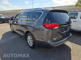 2019 Chrysler Pacifica Touring L 121.6" WB – miniatura 2