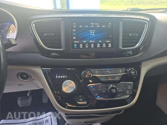 2019 Chrysler Pacifica Touring L 121.6" WB – miniatura 10