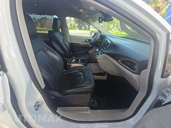2019 Chrysler Pacifica Touring L 121.6" WB – miniatura 19