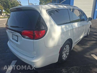2019 Chrysler Pacifica Touring L 121.6" WB – miniatura 3