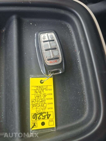 2019 Chrysler Pacifica Touring L 121.6" WB – miniatura 8