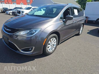 2019 Chrysler Pacifica Touring L 121.6" WB - car from the USA, Manheim Buy-Now listing at AUTOMAX