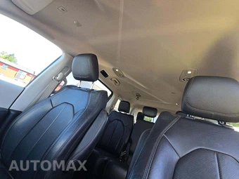 2019 Chrysler Pacifica Touring L 121.6" WB - miniatura 11