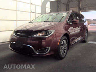 2019 Chrysler Pacifica Touring L Plus 121.6" WB