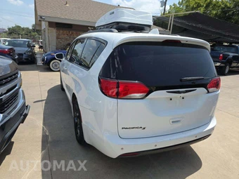 2019 Chrysler Pacifica Touring L Plus 121.6" WB – miniatura 2