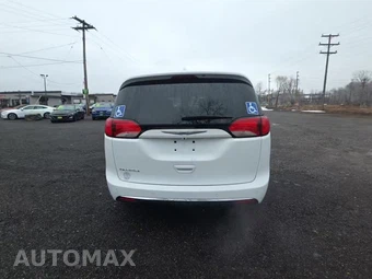 2019 Chrysler Pacifica Touring L Plus 121.6" WB - miniatura 4