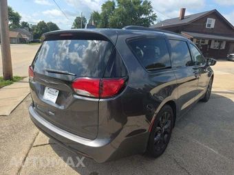 2019 Chrysler Pacifica Touring L Plus 121.6" WB - miniatura 3