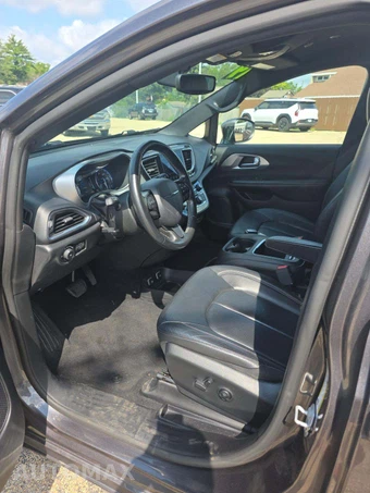 2019 Chrysler Pacifica Touring L Plus 121.6" WB - miniatura 6