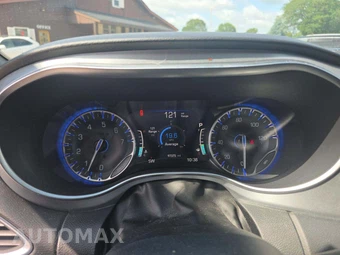 2019 Chrysler Pacifica Touring L Plus 121.6" WB - miniatura 9