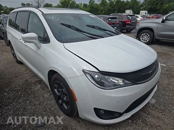 2019 Chrysler Pacifica Touring L Plus 121.6" WB – miniatura 3