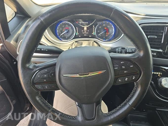 2019 Chrysler Pacifica Touring L Plus 121.6" WB – miniatura 10