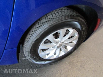 2019 Chrysler Pacifica Touring Plus 121.6" WB - miniatura 20