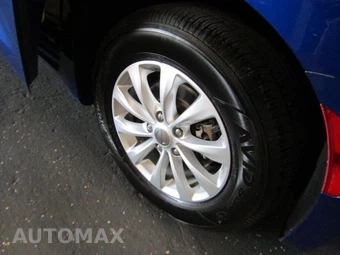 2019 Chrysler Pacifica Touring Plus 121.6" WB - miniatura 21