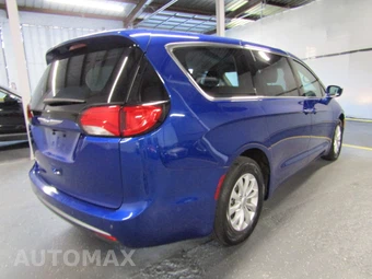 2019 Chrysler Pacifica Touring Plus 121.6" WB - miniatura 6