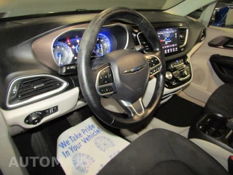 2019 Chrysler Pacifica Touring Plus 121.6" WB - miniatura 8