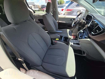2019 Chrysler Pacifica Touring Plus 121.6" WB – miniatura 19