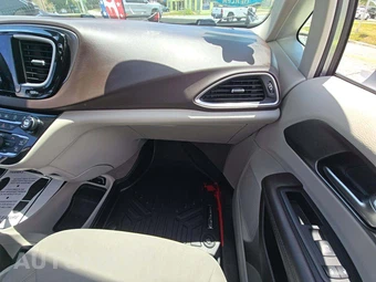 2019 Chrysler Pacifica Touring Plus 121.6" WB – miniatura 20