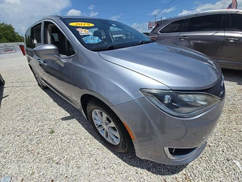 2019 Chrysler Pacifica Touring Plus 121.6" WB – miniatura 4