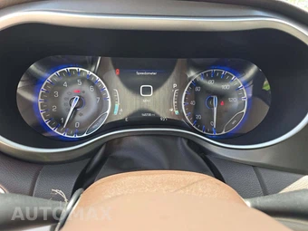 2019 Chrysler Pacifica Touring Plus 121.6" WB – miniatura 9