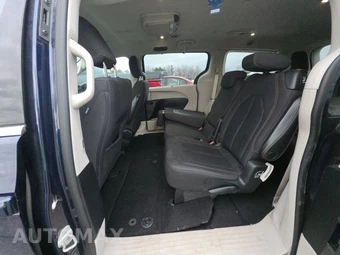 2019 Chrysler Pacifica Touring Plus 121.6" WB – miniatura 13
