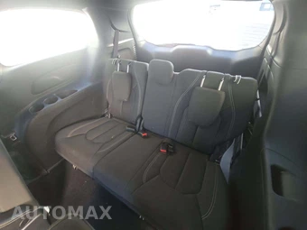 2019 Chrysler Pacifica Touring Plus 121.6" WB - miniatura 11