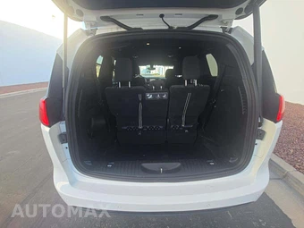 2019 Chrysler Pacifica Touring Plus 121.6" WB - miniatura 12
