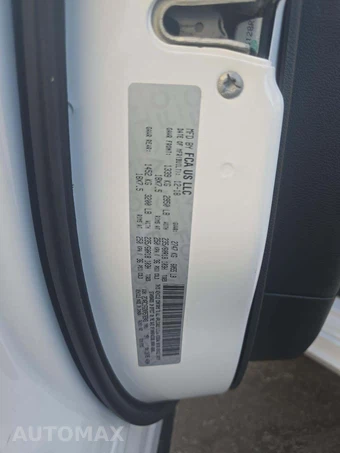 2019 Chrysler Pacifica Touring Plus 121.6" WB - miniatura 2