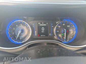 2019 Chrysler Pacifica Touring Plus 121.6" WB - miniatura 6
