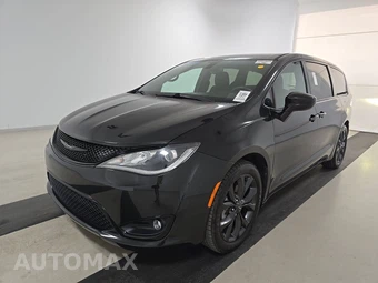 2019 Chrysler Pacifica Touring Plus 121.6" WB