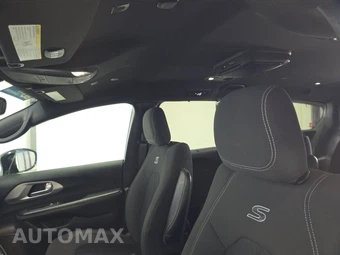 2019 Chrysler Pacifica Touring Plus 121.6" WB - miniatura 19