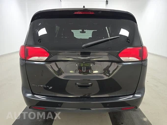 2019 Chrysler Pacifica Touring Plus 121.6" WB - miniatura 5