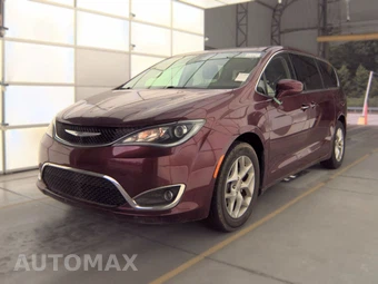 2019 Chrysler Pacifica Touring Plus 121.6" WB