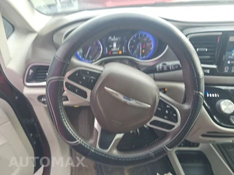 2019 Chrysler Pacifica Touring Plus 121.6" WB – miniatura 10