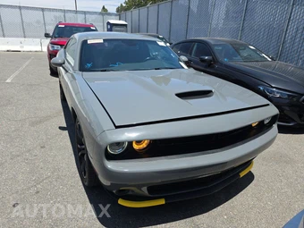 2019 Dodge Challenger GT – miniatura 2