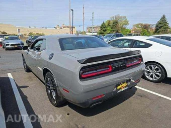 2019 Dodge Challenger GT - miniatura 2