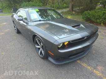 2019 Dodge Challenger R/T - miniatura 4